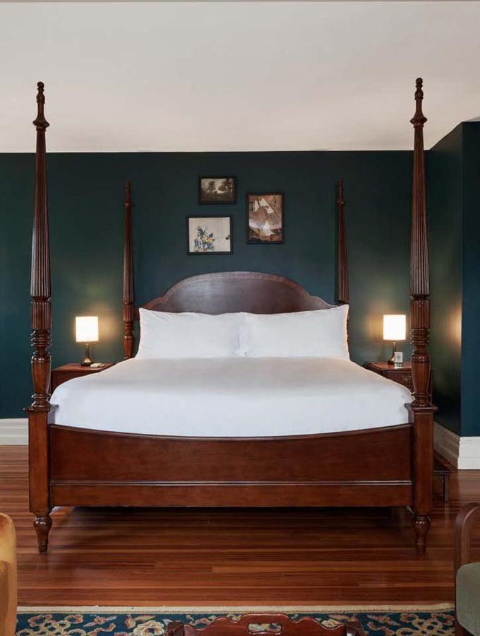 The Dewey Bed & Breakfast Lenox Exterior photo