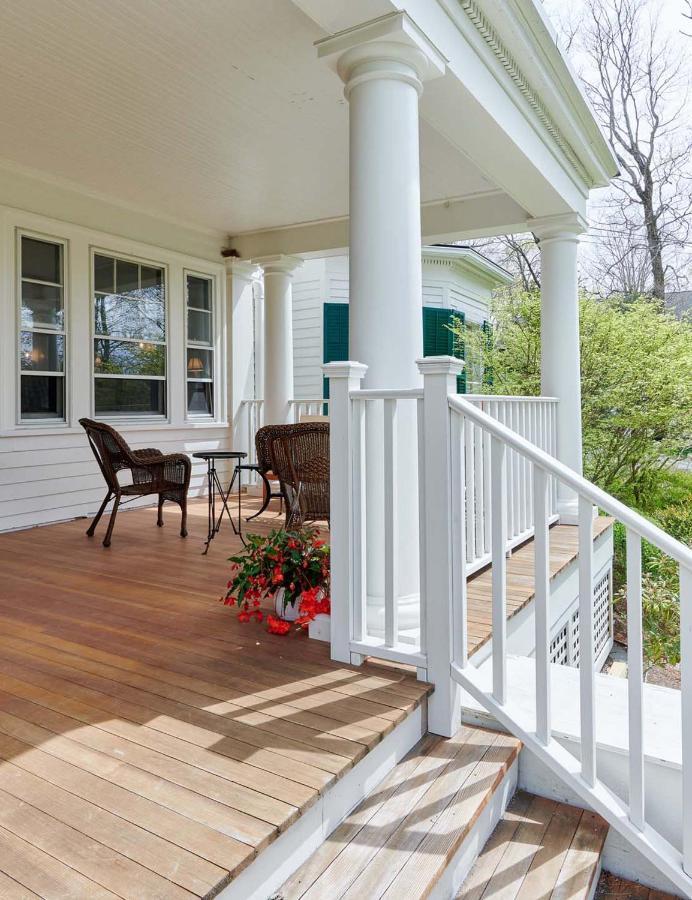 The Dewey Bed & Breakfast Lenox Exterior photo