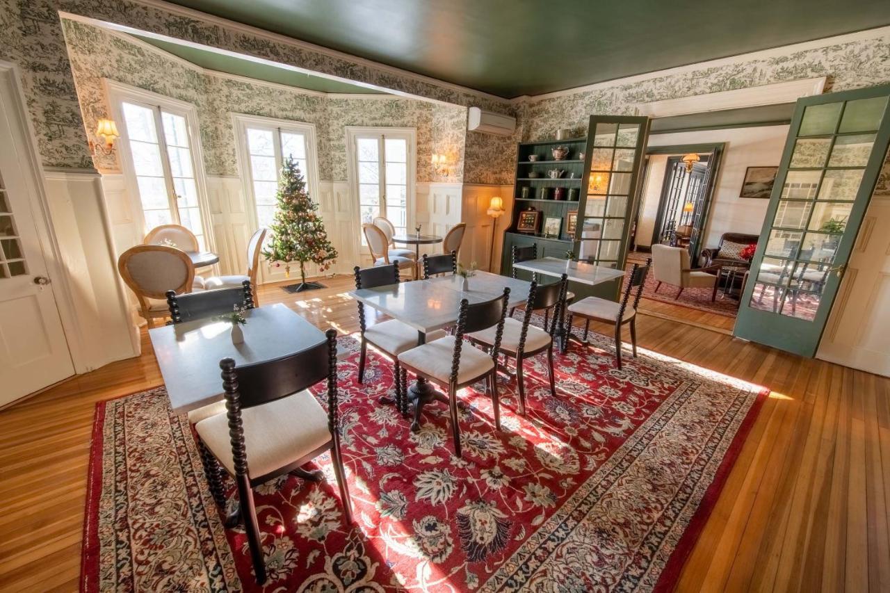 The Dewey Bed & Breakfast Lenox Exterior photo