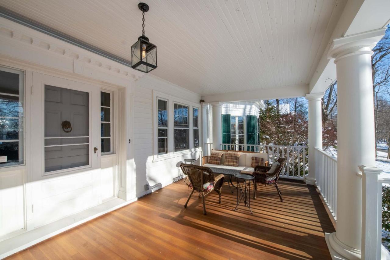 The Dewey Bed & Breakfast Lenox Exterior photo